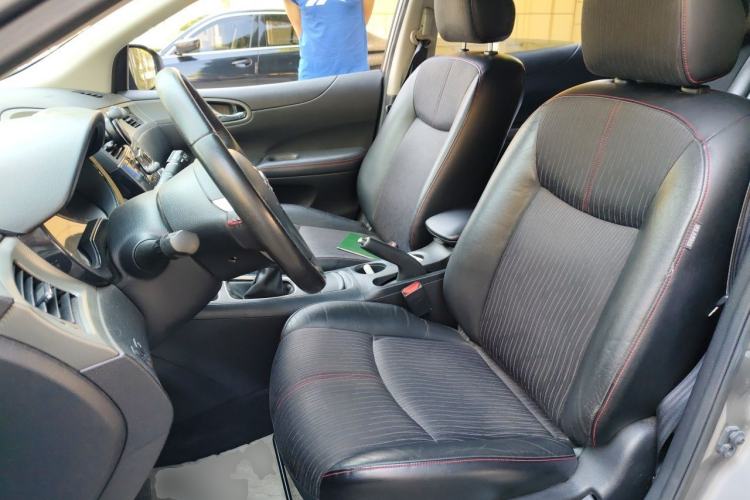 Used Nissan Tiida 2011 1.6T Manual Xuan Dong Edition Left Front Seat