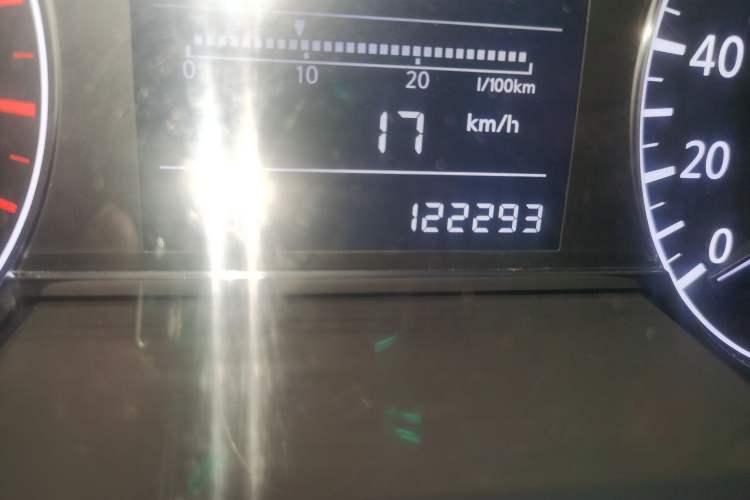 Used Nissan Tiida 2011 1.6L Manual Smart Version Odometer Close Up