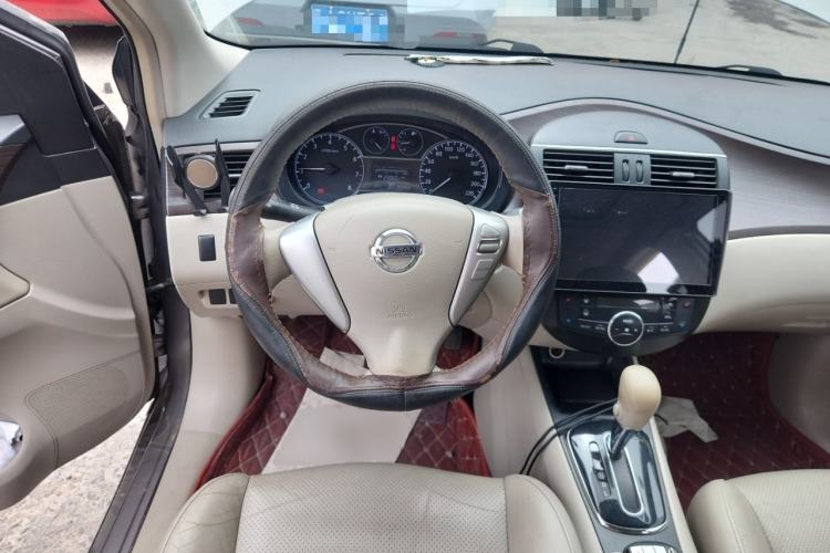 Used Nissan Tiida 2011 1.6L CVT Luxury Edition Steering Wheel