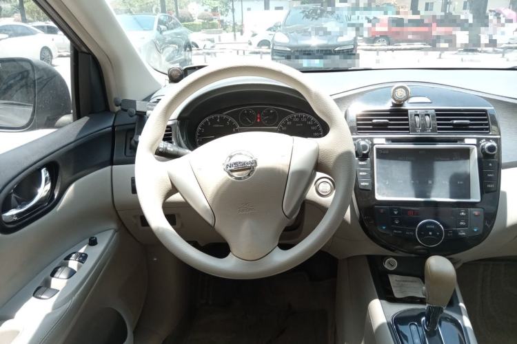 Used Nissan Tiida 2011 1.6L CVT Smart Version Steering Wheel