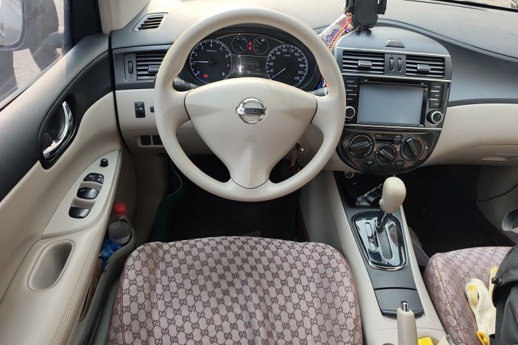 Used Nissan Tiida 2011 1.6L CVT Comfort Model Steering Wheel