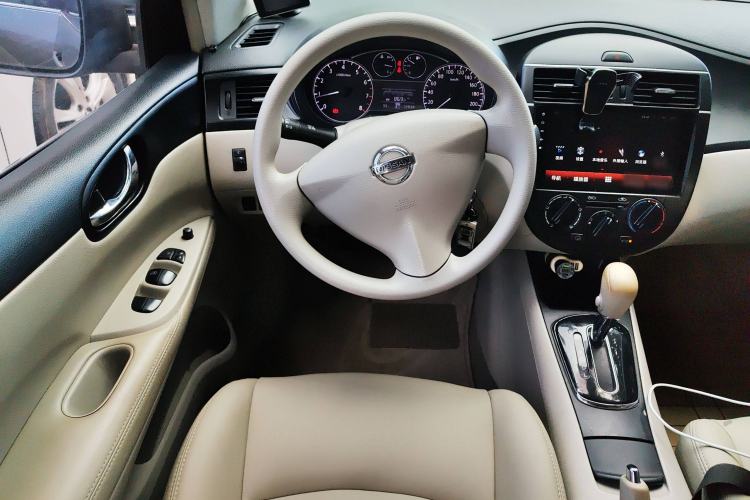 Used Nissan Tiida 2011 1.6L CVT Comfort Model Steering Wheel