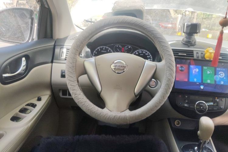 Used Nissan Tiida 2011 1.6L CVT Smart Version Steering Wheel