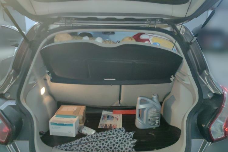 Used Nissan Tiida 2011 1.6L CVT Comfort Model Trunk