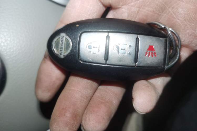 Used Nissan Tiida 2011 1.6L Manual Smart Version Vehicle Key