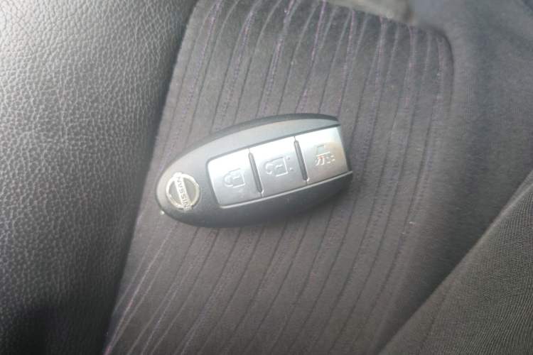 Used Nissan Tiida 2011 1.6L CVT Smart Version Vehicle Key