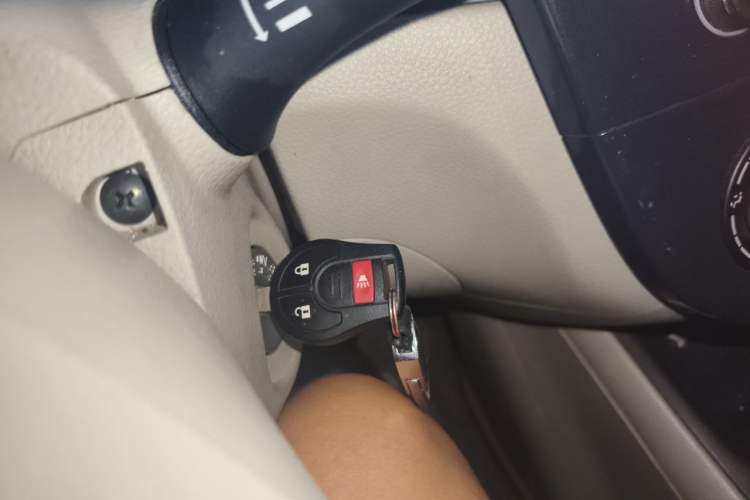 Used Nissan Tiida 2011 1.6L Manual Comfort Edition Vehicle Key