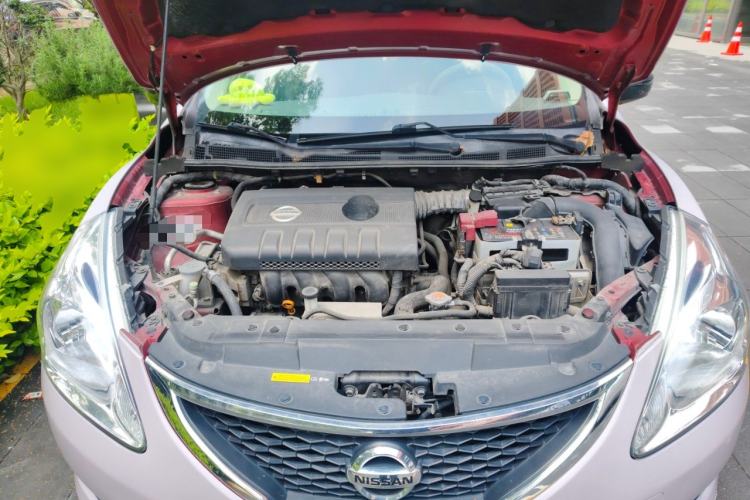 Used Nissan Tiida 2011 1.6L CVT Smart Version Engine Bay