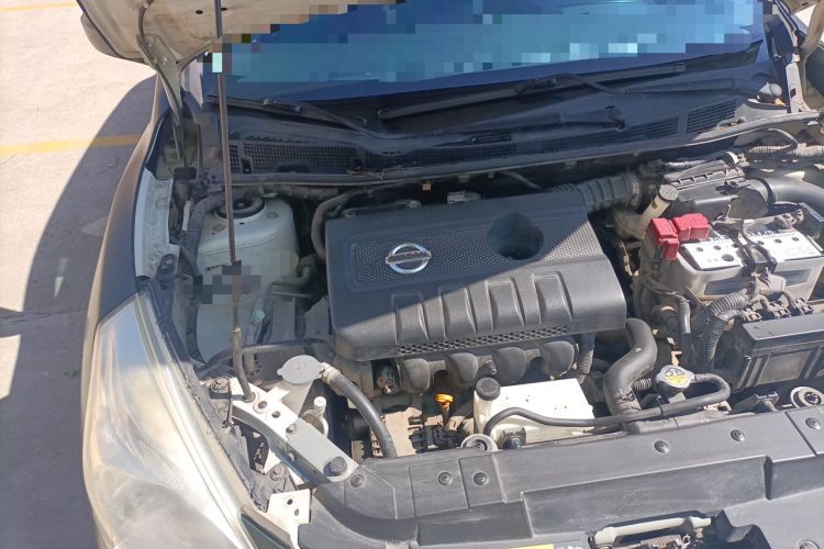 Used Nissan Tiida 2011 1.6L CVT Smart Version Engine Bay Right