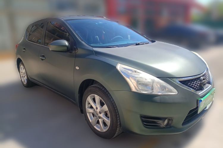 Used Nissan Tiida 2011 1.6L CVT Smart Version Front Right 45 Deg