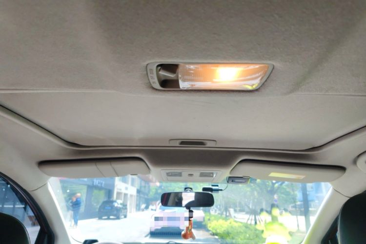 Used Nissan Tiida 2011 1.6L CVT Smart Version Headliner