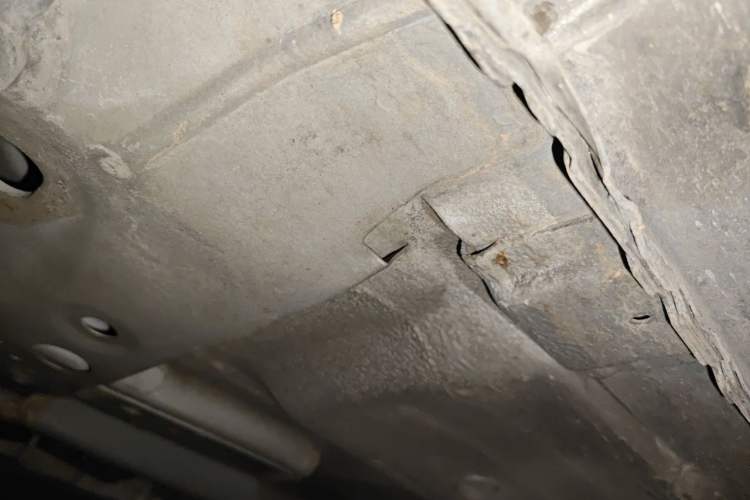 Used Nissan Tiida 2011 1.6L Manual Smart Version Chassis Front Left