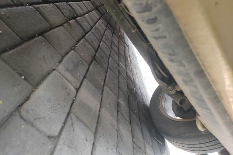 Used Nissan Tiida 2011 1.6L Manual Comfort Edition Chassis Rear