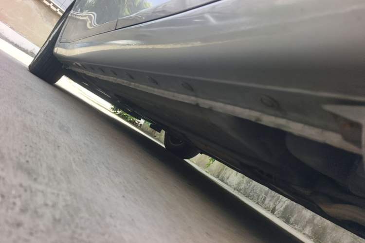 Used Nissan Tiida 2011 1.6L CVT Luxury Edition Chassis Rear Left