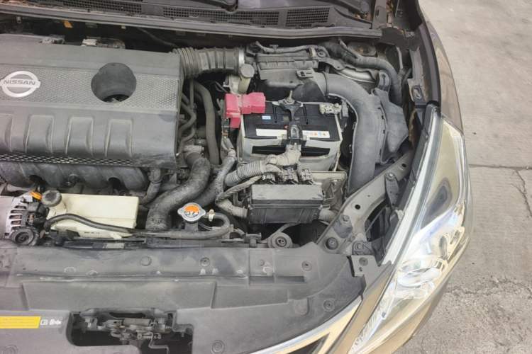 Used Nissan Tiida 2011 1.6L CVT Luxury Edition Engine Bay Left