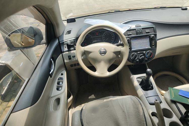 Used Nissan Tiida 2011 1.6L Manual Comfort Edition Steering Wheel