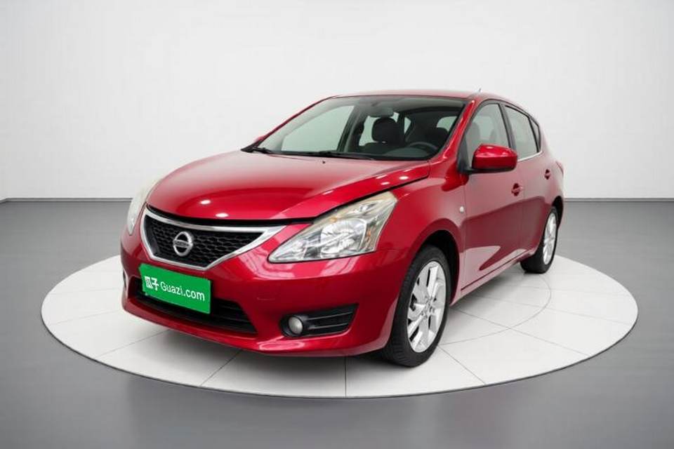 Nissan Tiida 2011