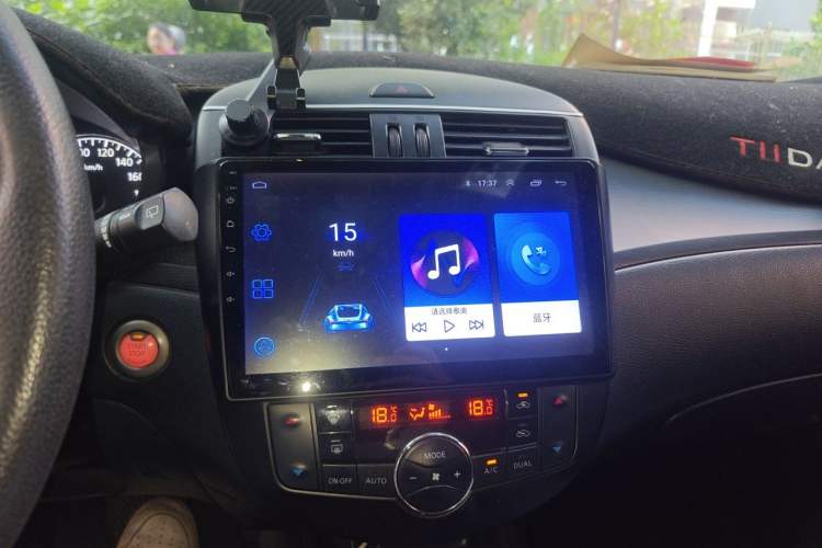 Used Nissan Tiida 2011 1.6L CVT Smart Version Audio And AC Panel