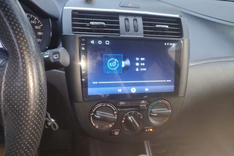 Used Nissan Tiida 2011 1.6L CVT Comfort Model Audio And AC Panel
