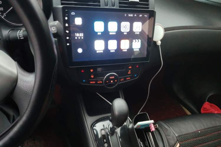 Used Nissan Tiida 2011 1.6L CVT Smart Version Audio And AC Panel