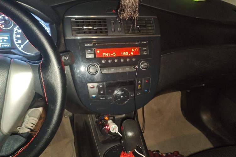 Used Nissan Tiida 2011 1.6L CVT Smart Version Audio And AC Panel