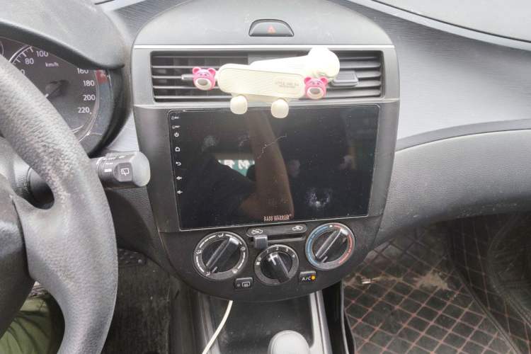 Used Nissan Tiida 2011 1.6L CVT Comfort Model Audio And AC Panel
