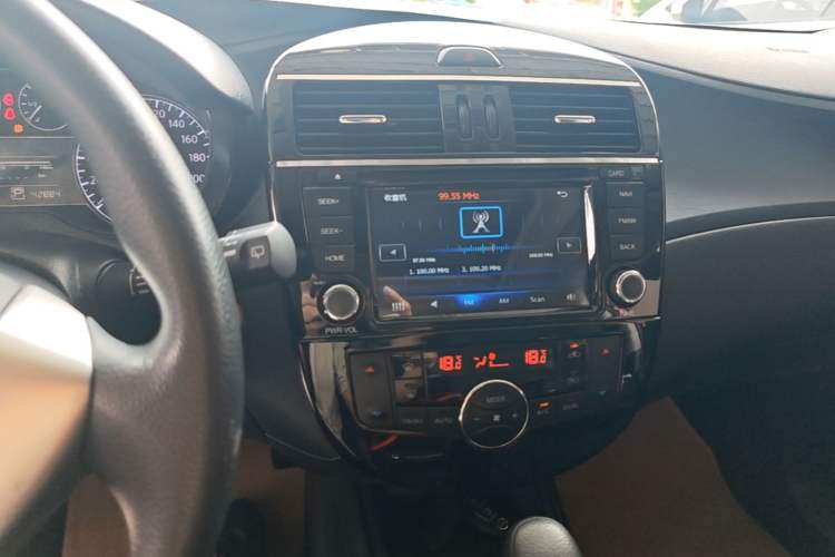 Used Nissan Tiida 2011 1.6L CVT Smart Version Audio And AC Panel