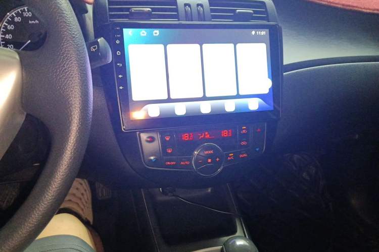 Used Nissan Tiida 2011 1.6L Manual Smart Version Audio And AC Panel