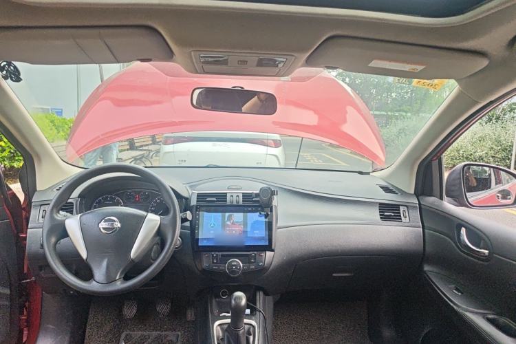 Used Nissan Tiida 2011 1.6L Manual Smart Version Center Console