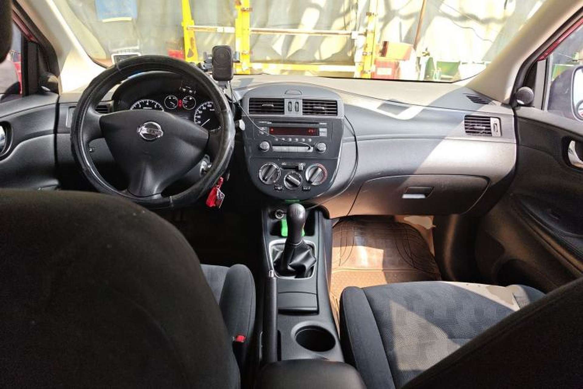 Used Nissan Tiida 2011 1.6L Manual Comfort Edition Center Console