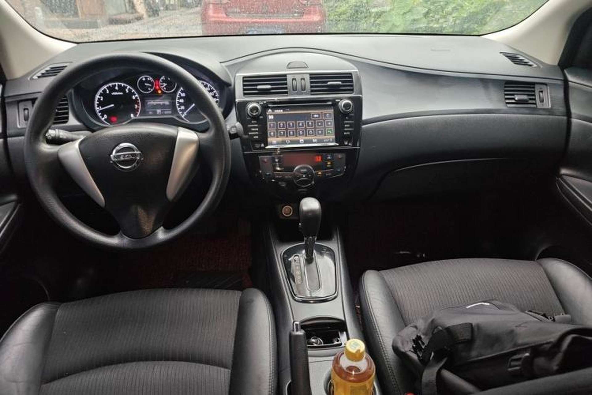Used Nissan Tiida 2011 1.6L CVT Smart Version Center Console
