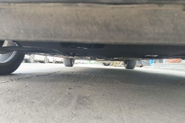 Used Nissan Tiida 2011 1.6T M-CVT Dynamic Edition Chassis Front