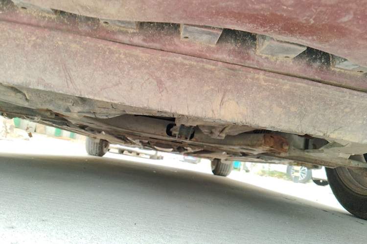 Used Nissan Tiida 2011 1.6L Manual Smart Version Chassis Front