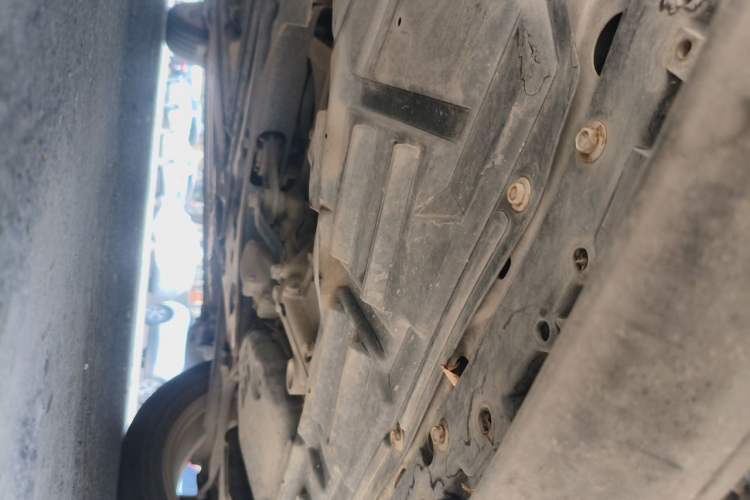 Used Nissan Tiida 2011 1.6L CVT Smart Version Chassis Front