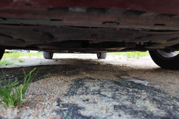 Used Nissan Tiida 2011 1.6L Manual Comfort Edition Chassis Front
