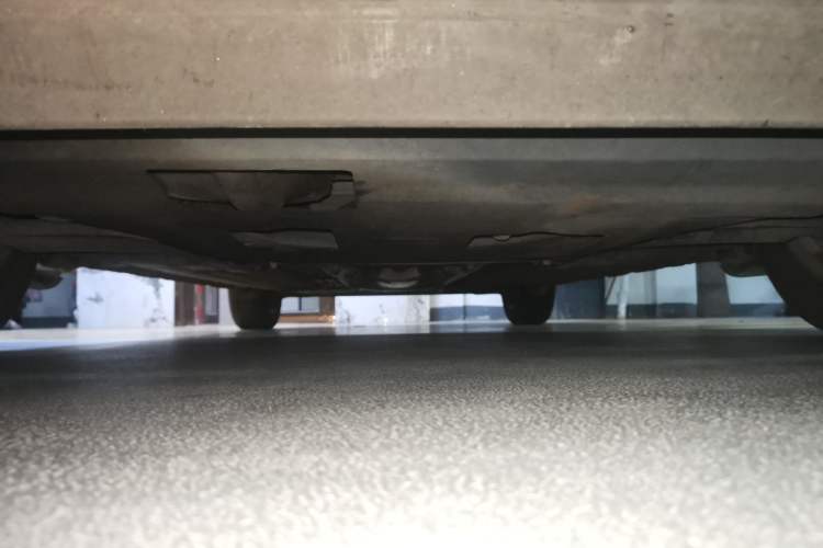Used Nissan Tiida 2011 1.6L CVT Smart Version Chassis Front