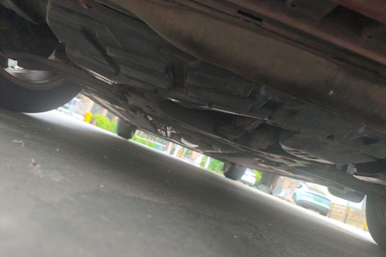 Used Nissan Tiida 2011 1.6L CVT Smart Version Chassis Front