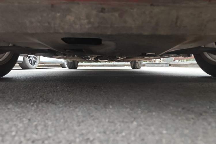 Used Nissan Tiida 2011 1.6L CVT Smart Version Chassis Front
