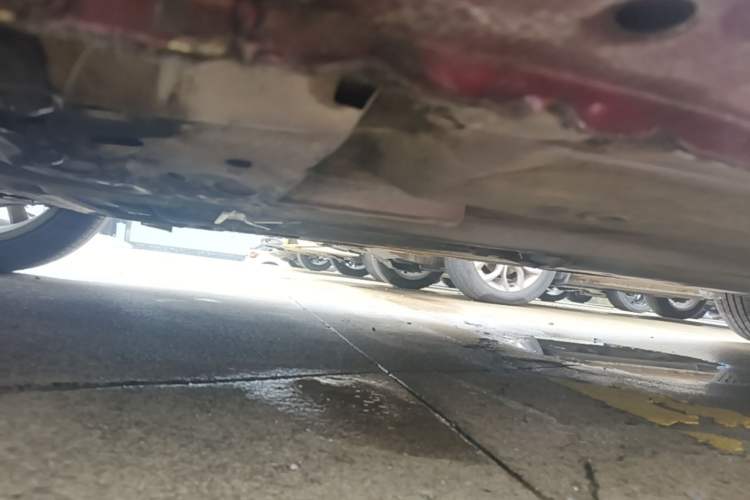 Used Nissan Tiida 2011 1.6T M-CVT Cool Edition Chassis Front Left
