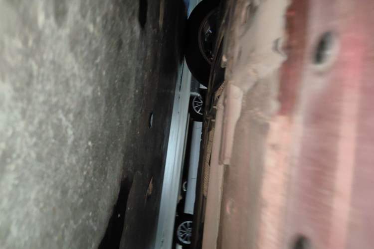Used Nissan Tiida 2011 1.6L CVT Smart Version Chassis Front Left