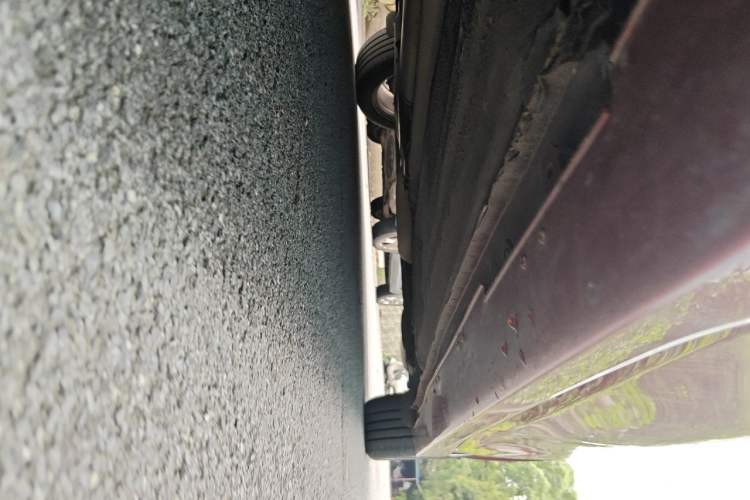 Used Nissan Tiida 2011 1.6T M-CVT Cool Edition Chassis Front Left
