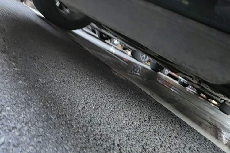 Used Nissan Tiida 2011 1.6L CVT Smart Version Chassis Front Left