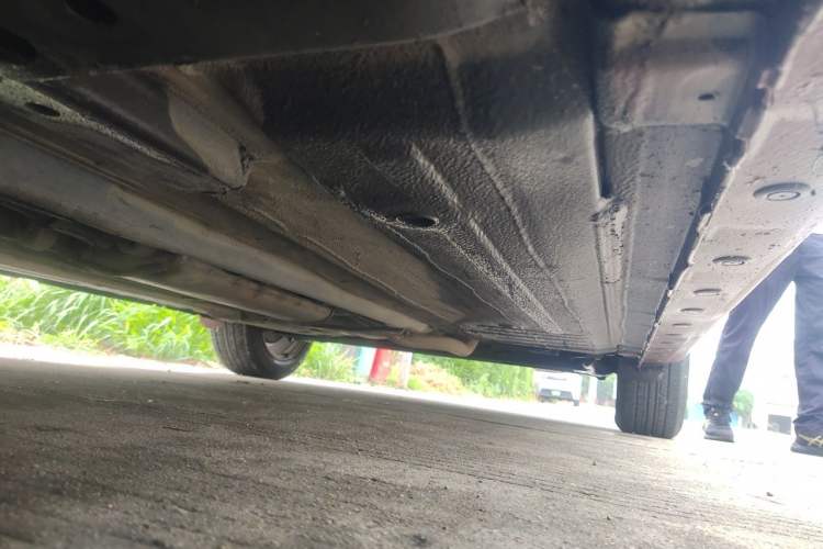 Used Nissan Tiida 2011 1.6L CVT Comfort Model Chassis Front Left