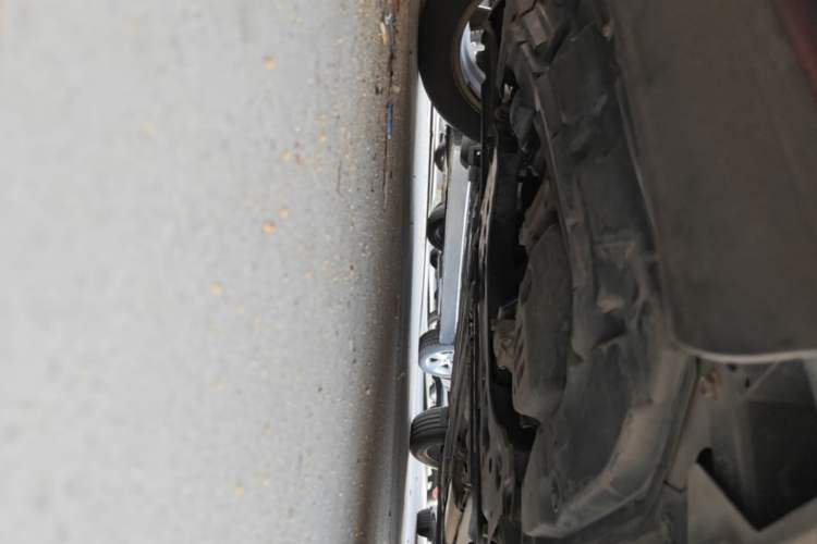 Used Nissan Tiida 2011 1.6L CVT Smart Version Chassis Front Left