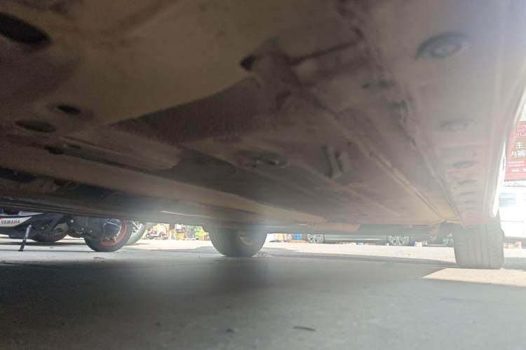 Used Nissan Tiida 2011 1.6L CVT Comfort Model Chassis Front Left