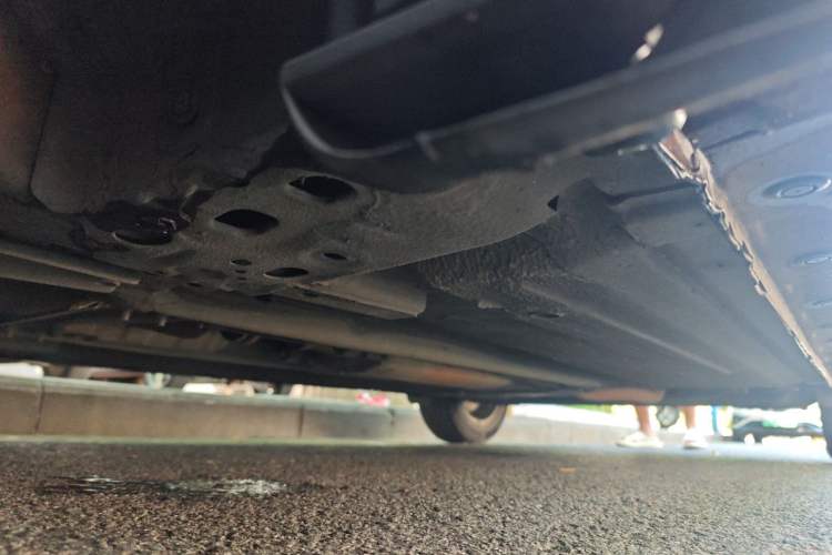 Used Nissan Tiida 2011 1.6L CVT Comfort Model Chassis Front Left