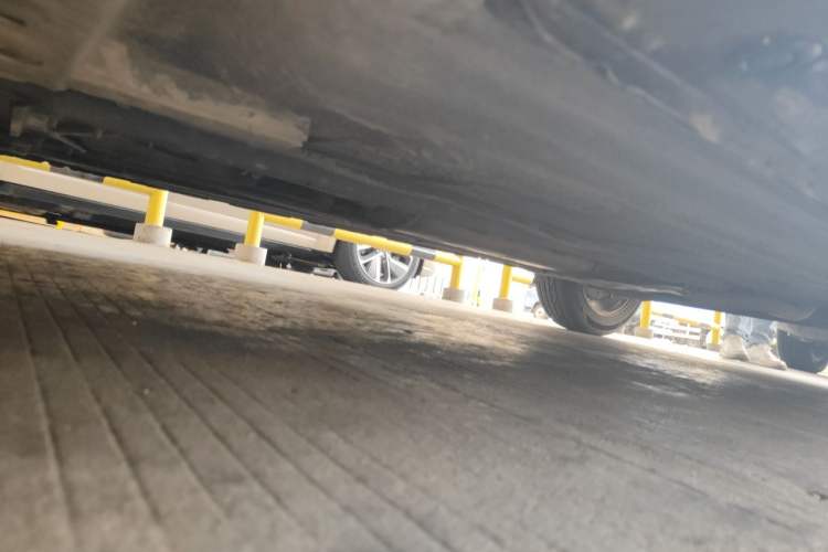 Used Nissan Tiida 2011 1.6L CVT Comfort Model Chassis Front Left