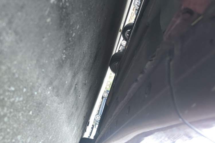 Used Nissan Tiida 2011 1.6L CVT Luxury Edition Chassis Front Left
