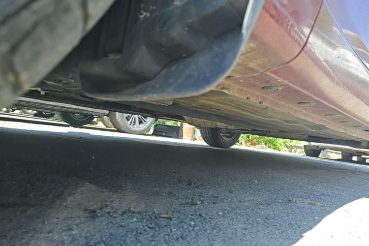 Used Nissan Tiida 2011 1.6L CVT Smart Version Chassis Front Left