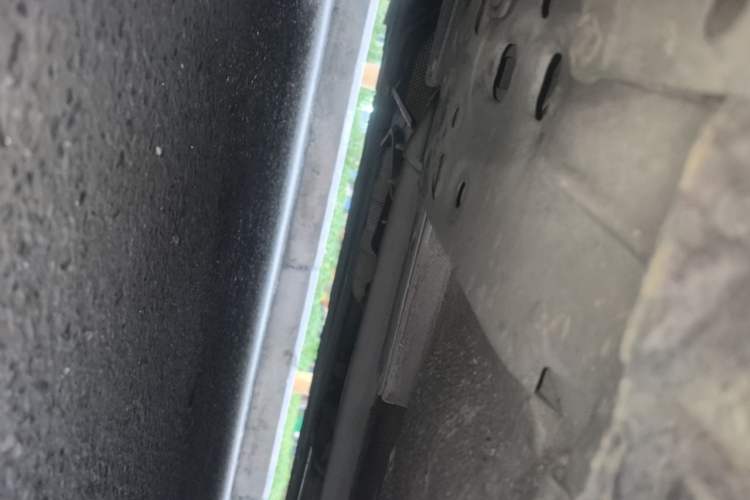 Used Nissan Tiida 2011 1.6L Manual Smart Version Chassis Front Left